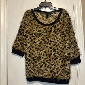 New Directions leopard print knit top, trimmed in dark brown